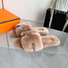 Hermes Slippers